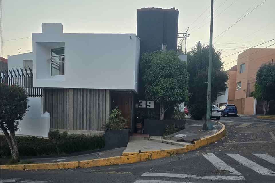Venta de casa en Fraccionamiento Residencial Lomas de Tarango. Alvaro Obregón, CDMX.