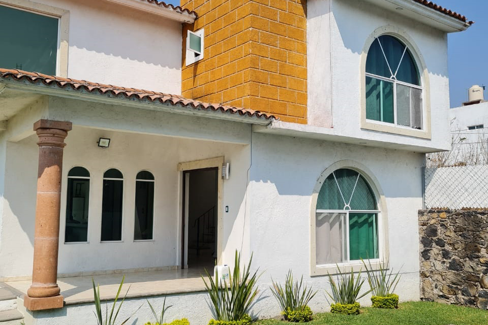 Bonita casa en venta Real de Oaxtepec, Morelos