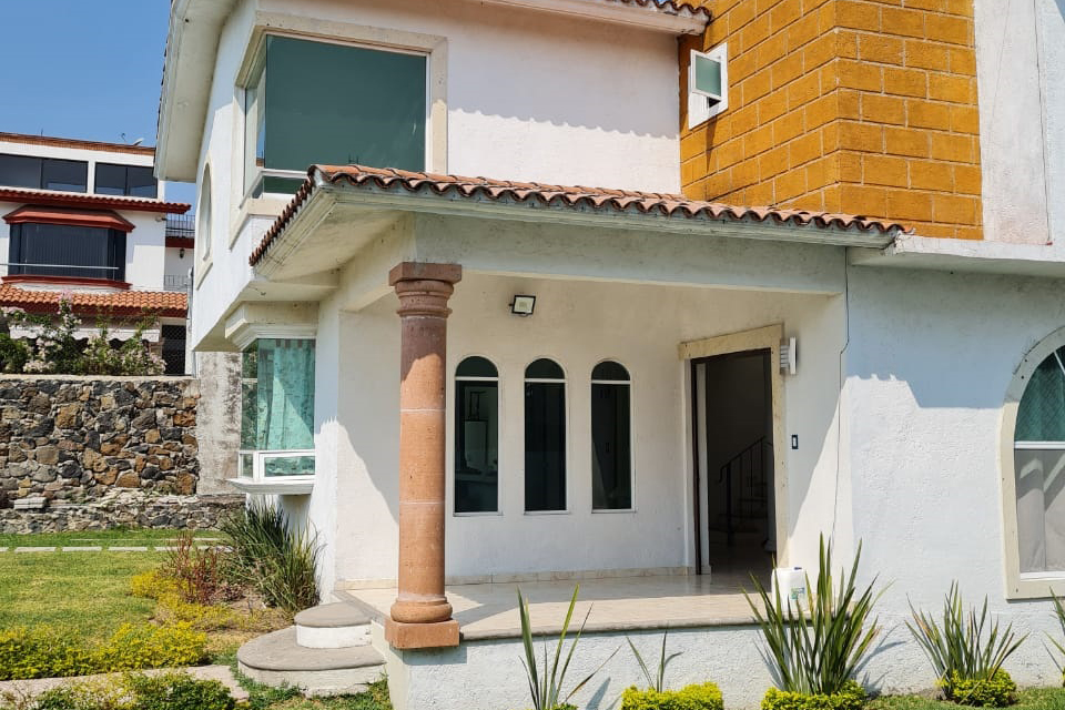 Bonita casa en venta Real de Oaxtepec, Morelos